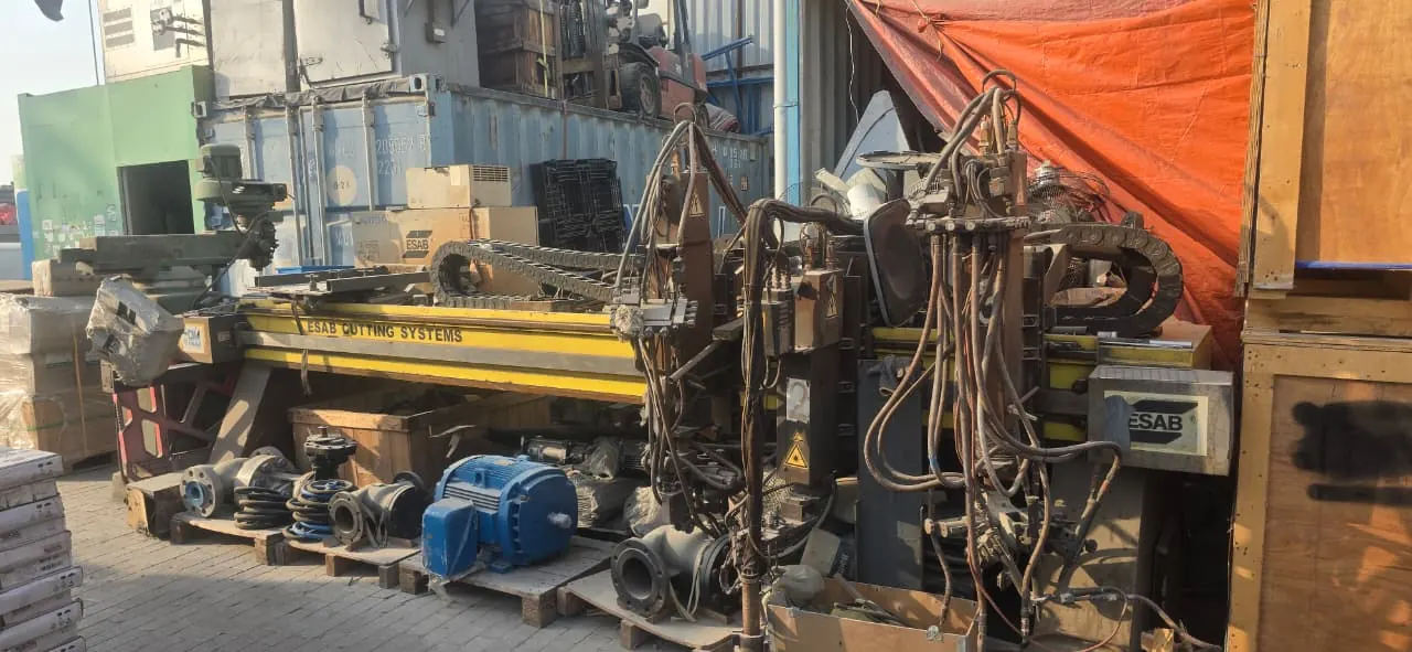 Workshop lathes and machine tools