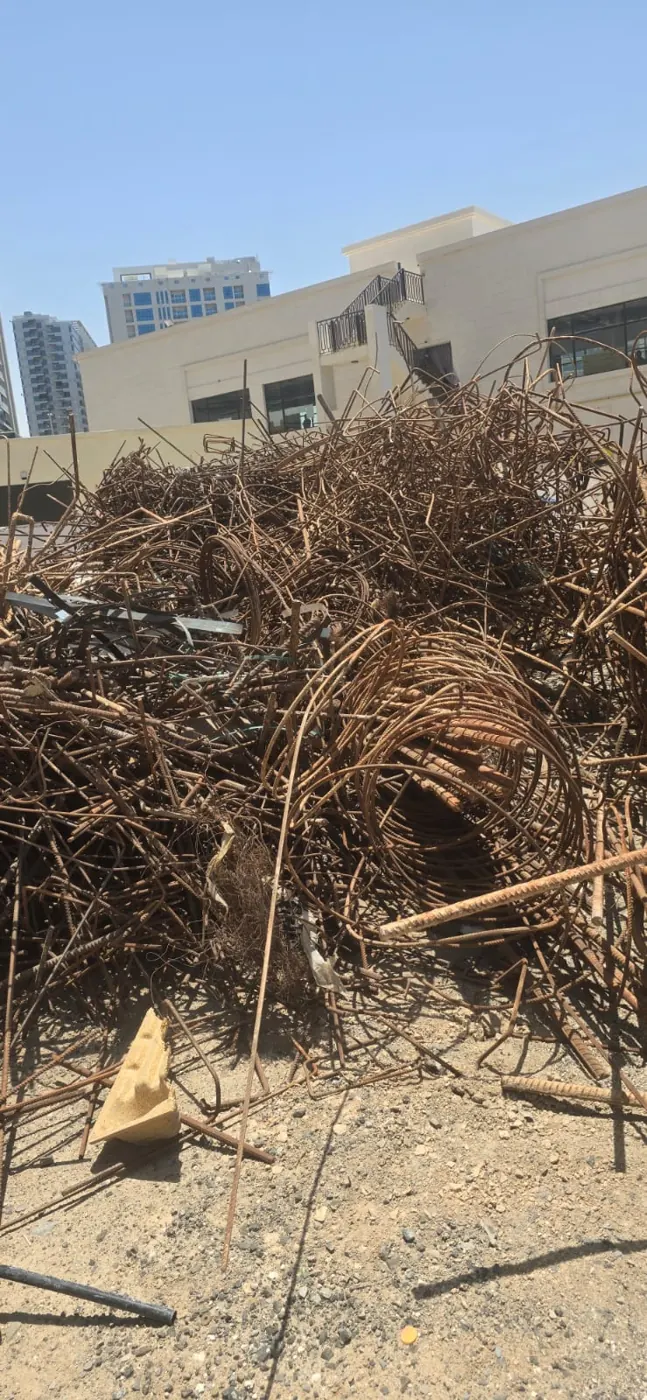 Mixed ferrous scrap and rebar offcuts